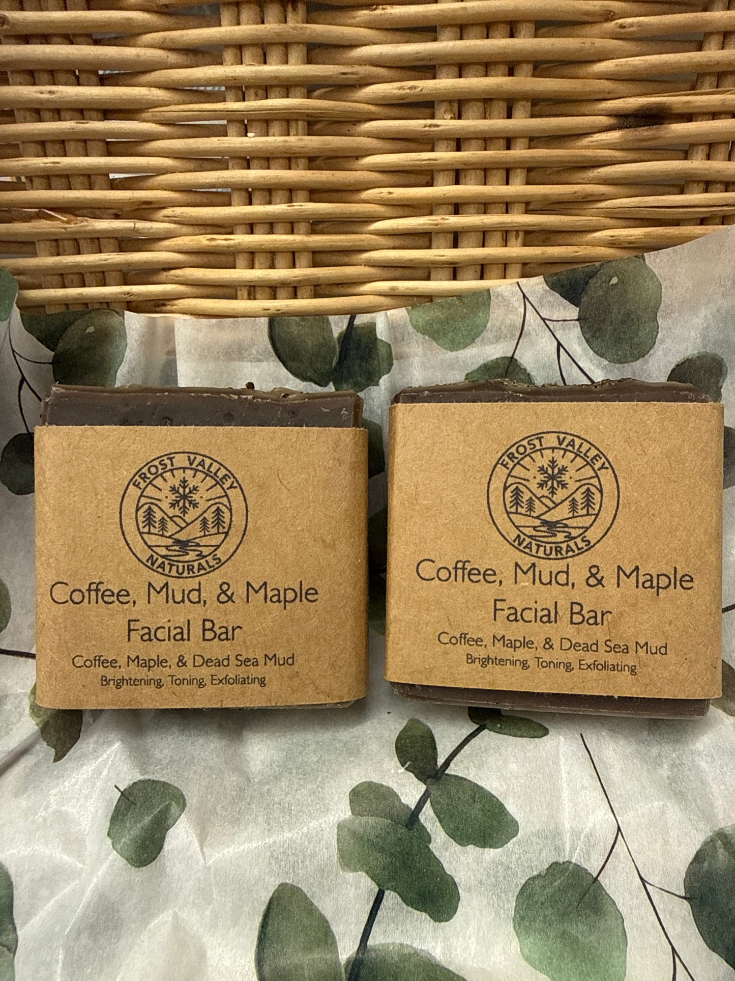Coffee, mud, and maple facial bar