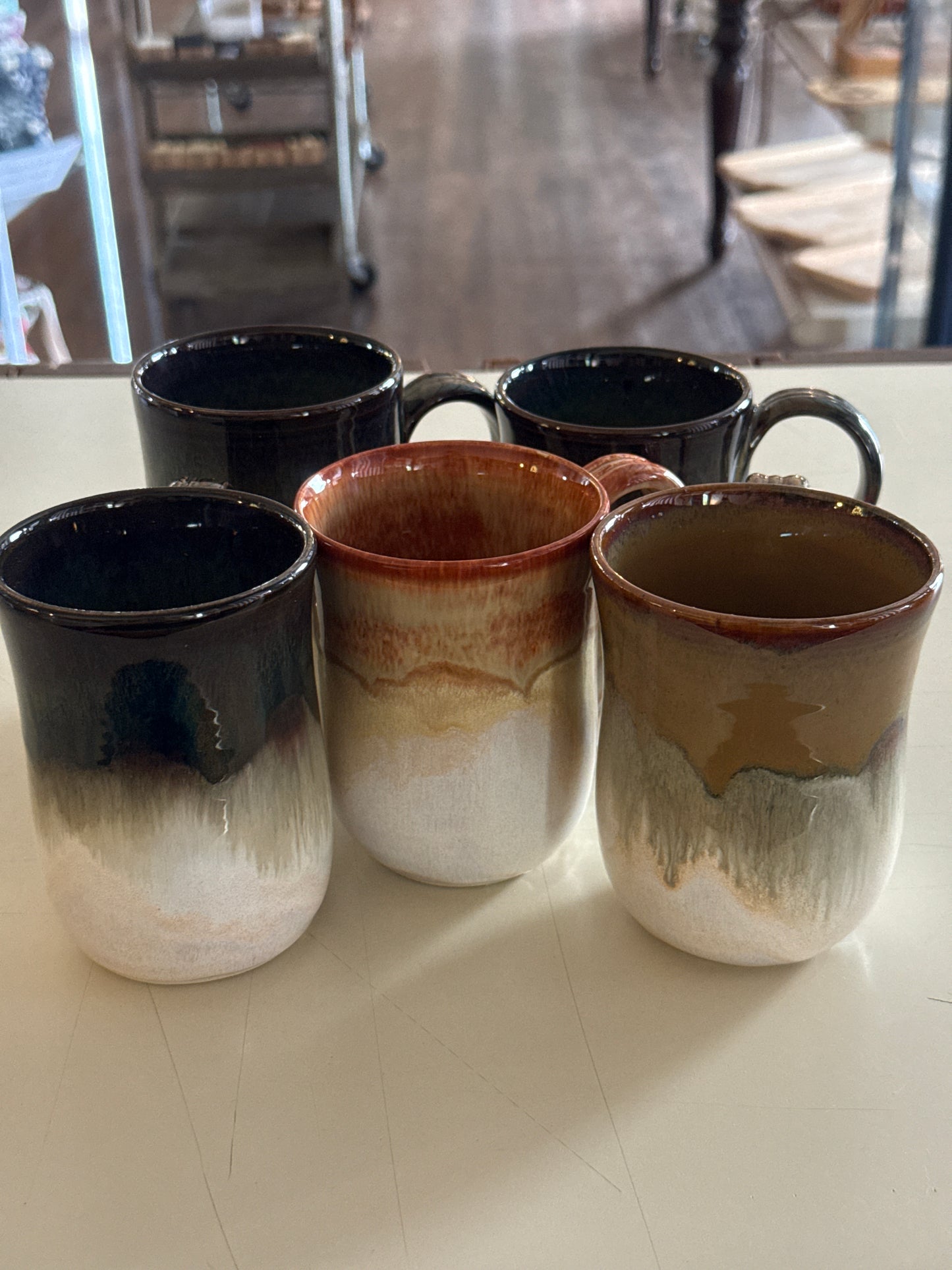 Mugs assorted colors