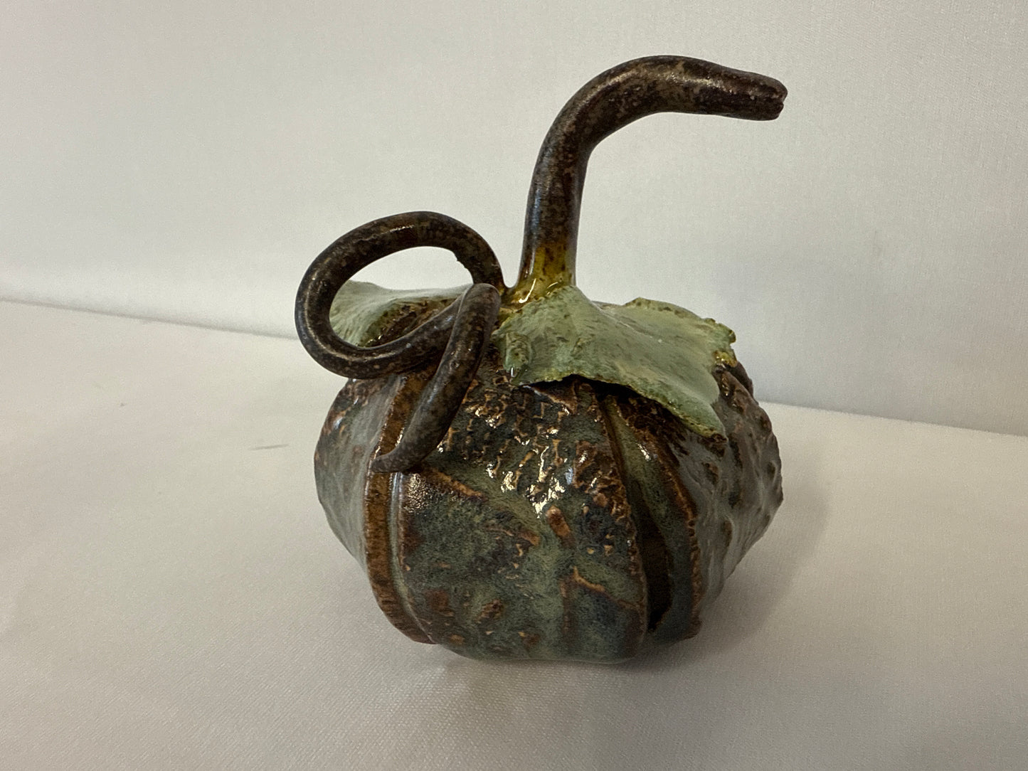 Tea creek clay works large pumpkin