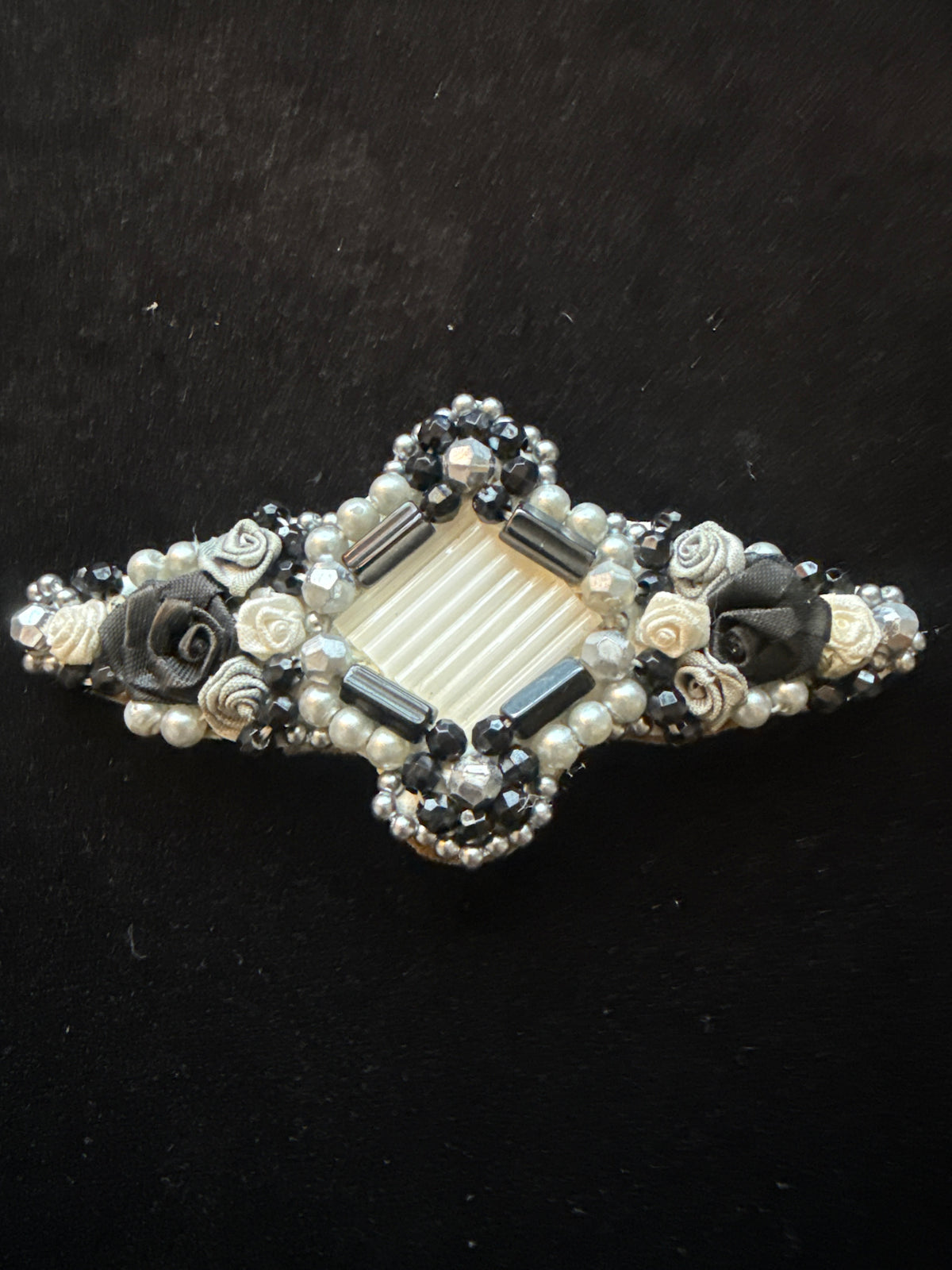 #224 black and white roses Gray pearl hand sewn barrette