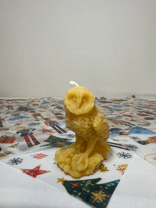 Beeswax candle, snow owl