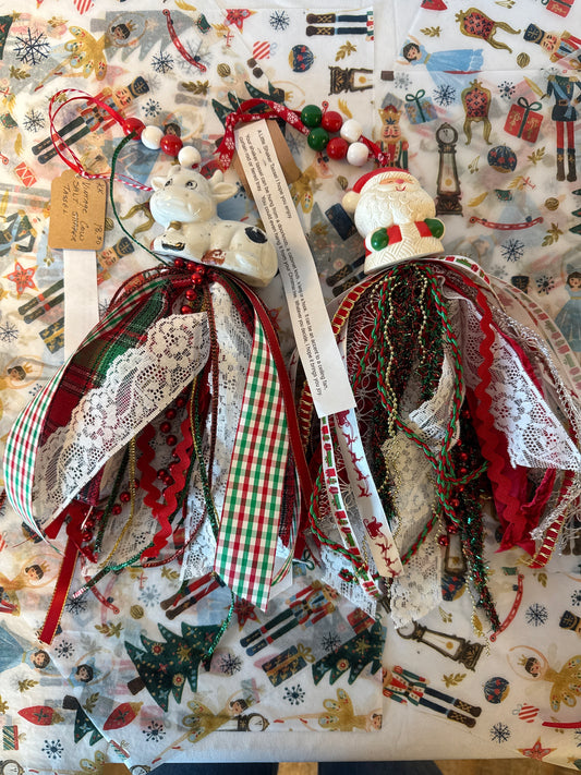 Vintage salt shaker tassel assorted