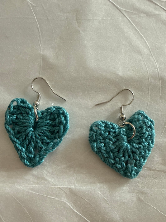 Earrings crocheted heart