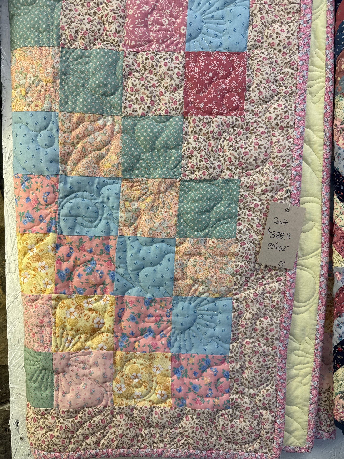 Quilt 70”x62”