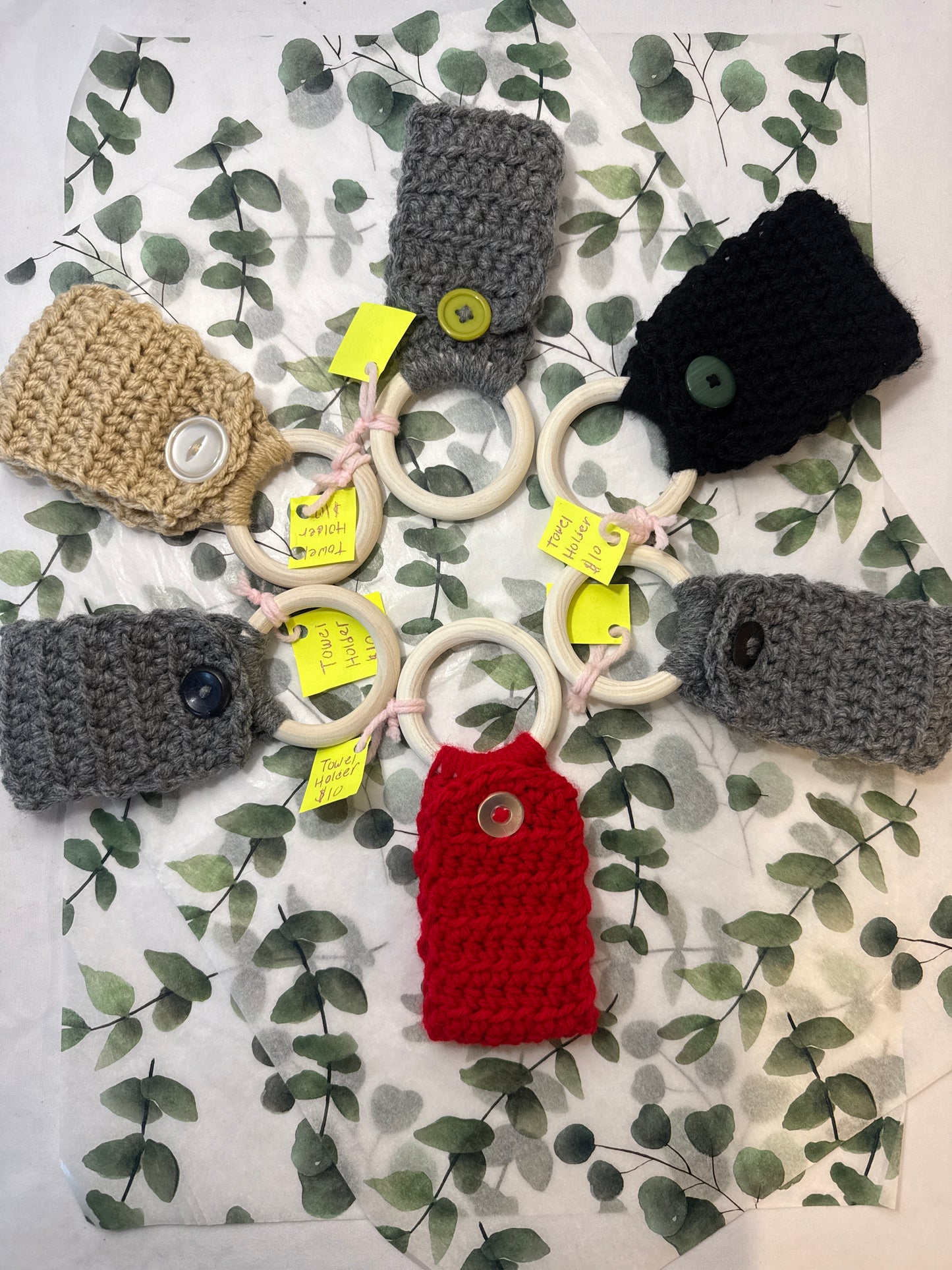 Towel holder crocheted