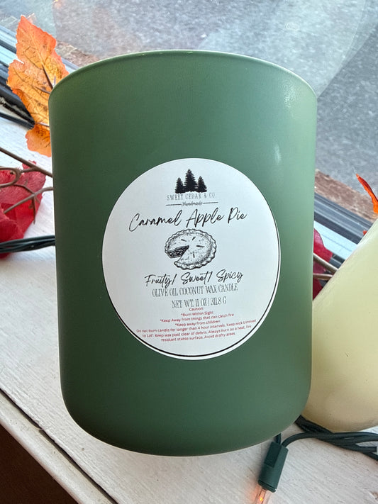 Caramel apple pie 11 ounce candle