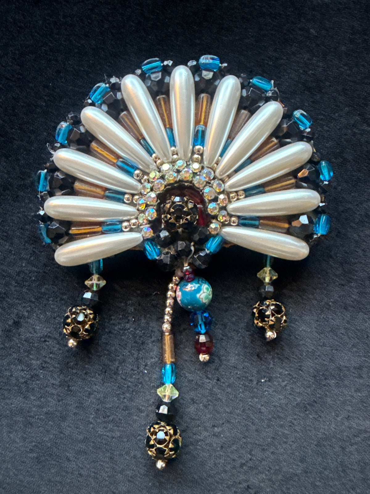 #282 vintage Krystal pearl drop fan Barrett