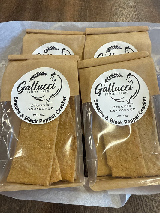 Sesame and black pepper crackers