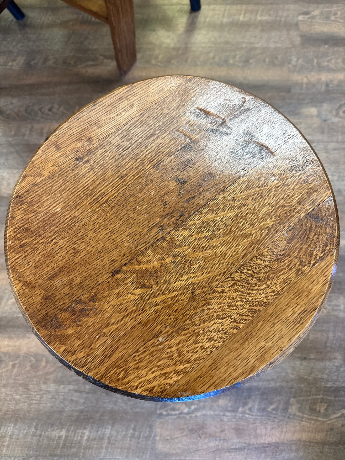 Wood stool