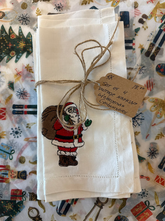 Set a four vintage napkins with Christmas embroidery