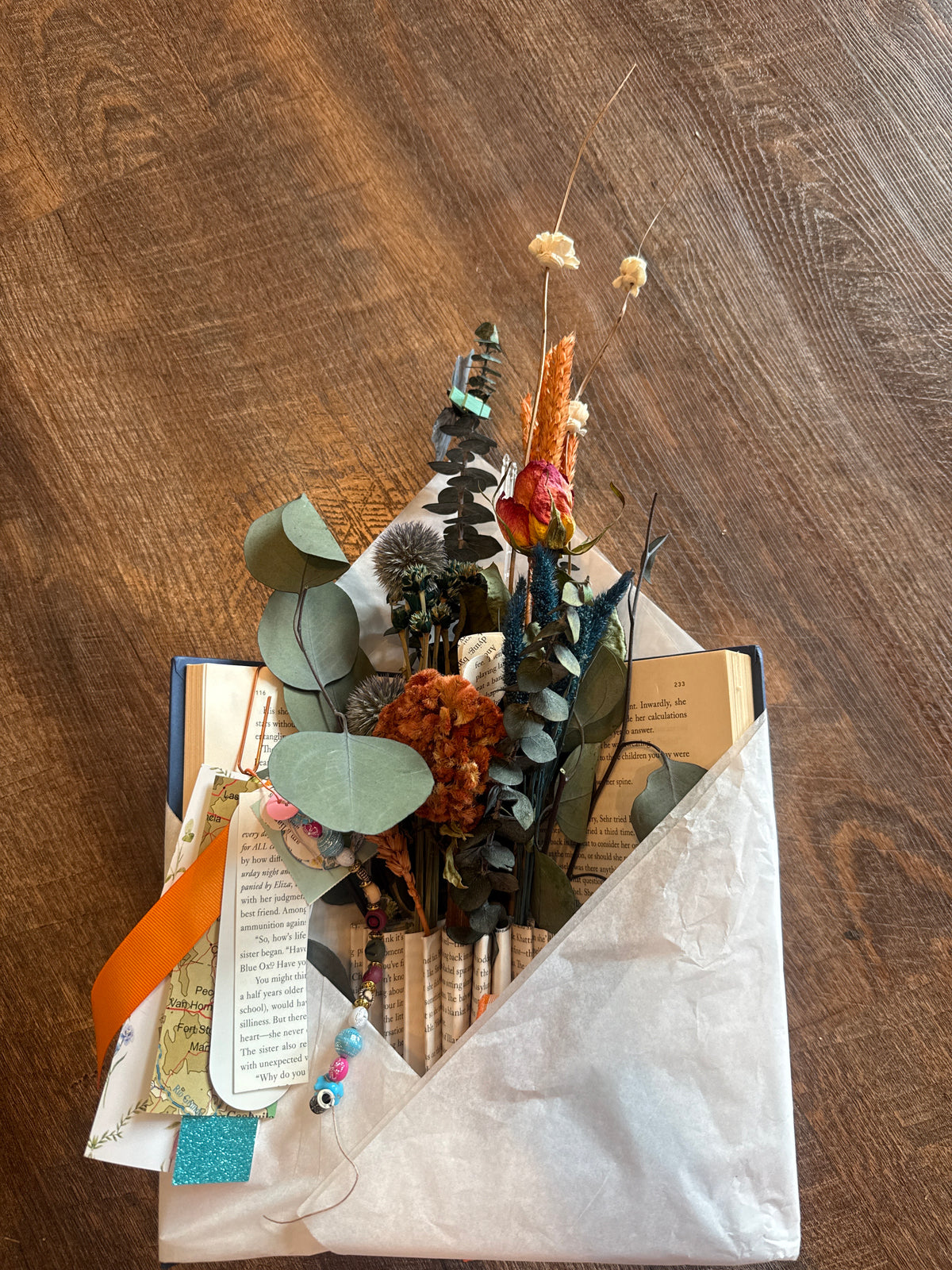 Dried flower book bouquets