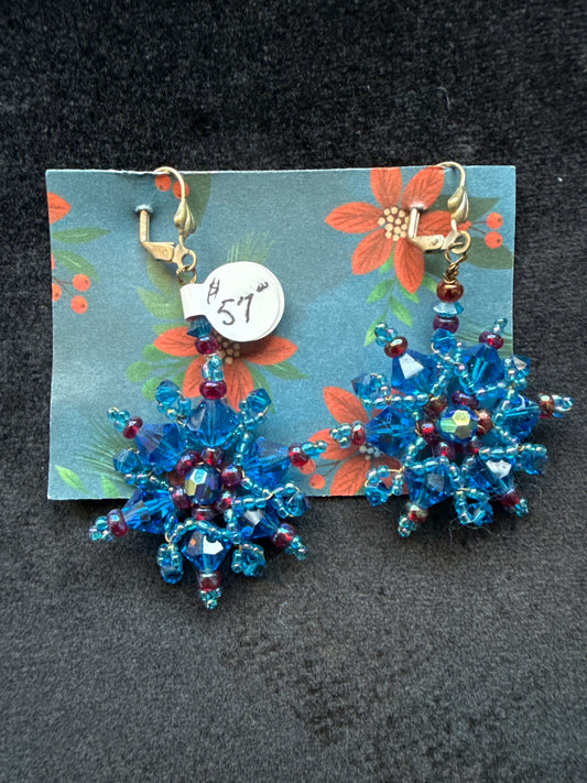 #680 blue wire beaded snowflake earrings