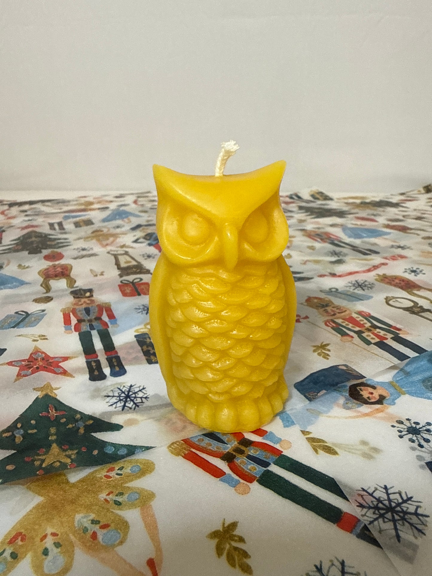 Beeswax candle, large owl