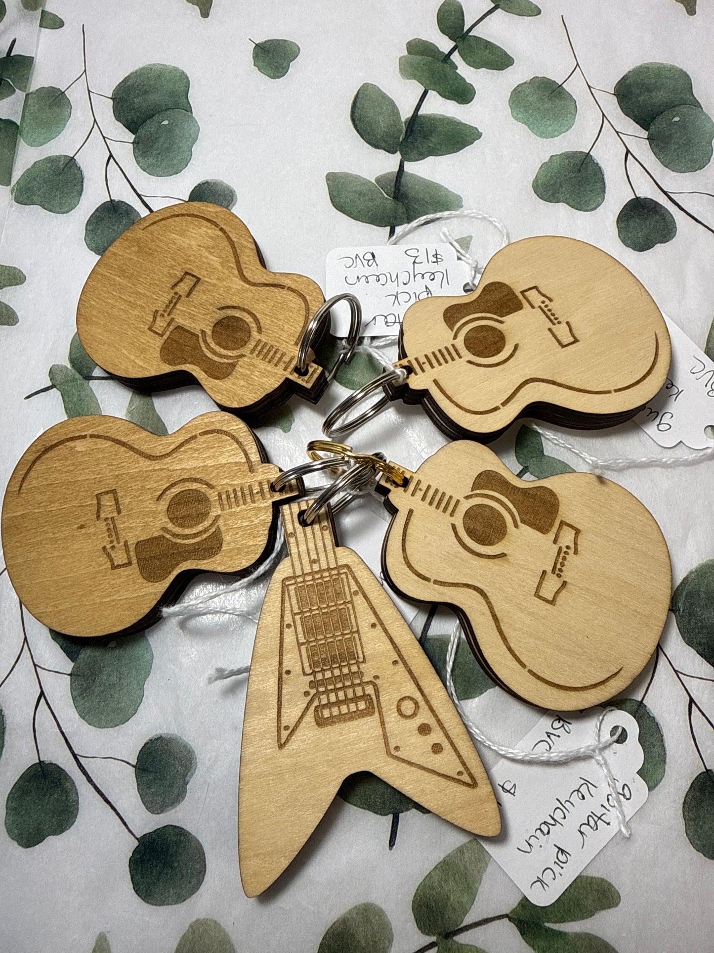 Guitar pit keychain