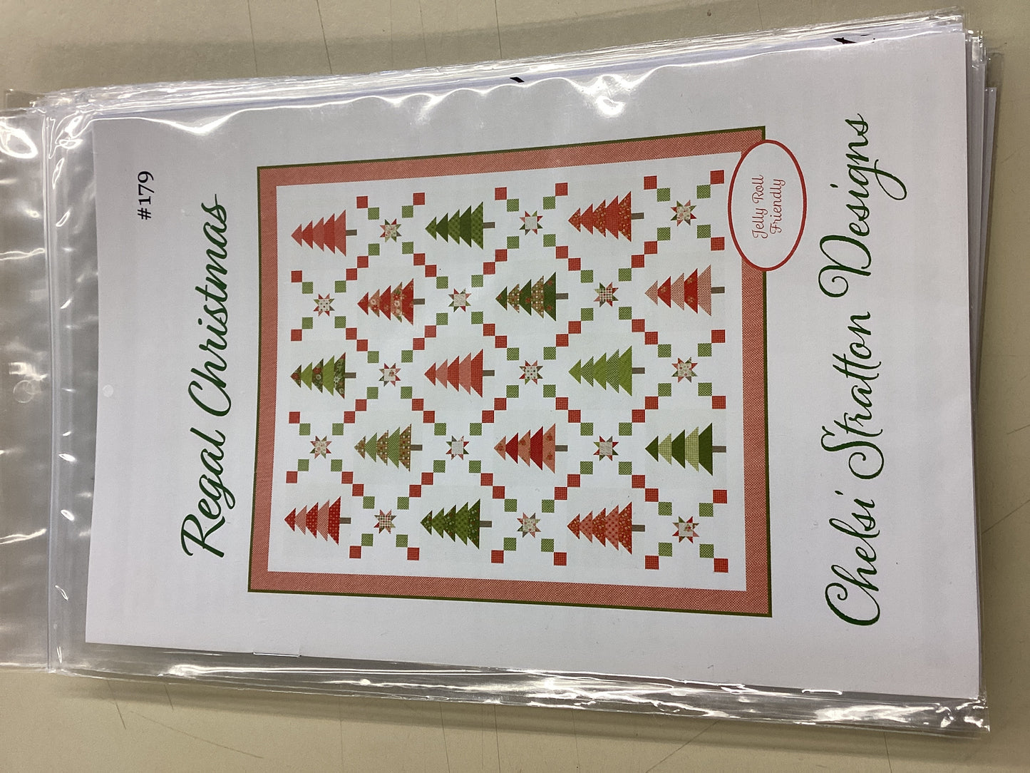 Regal Christmas quilt pattern