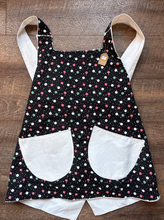 Crisscross back apron