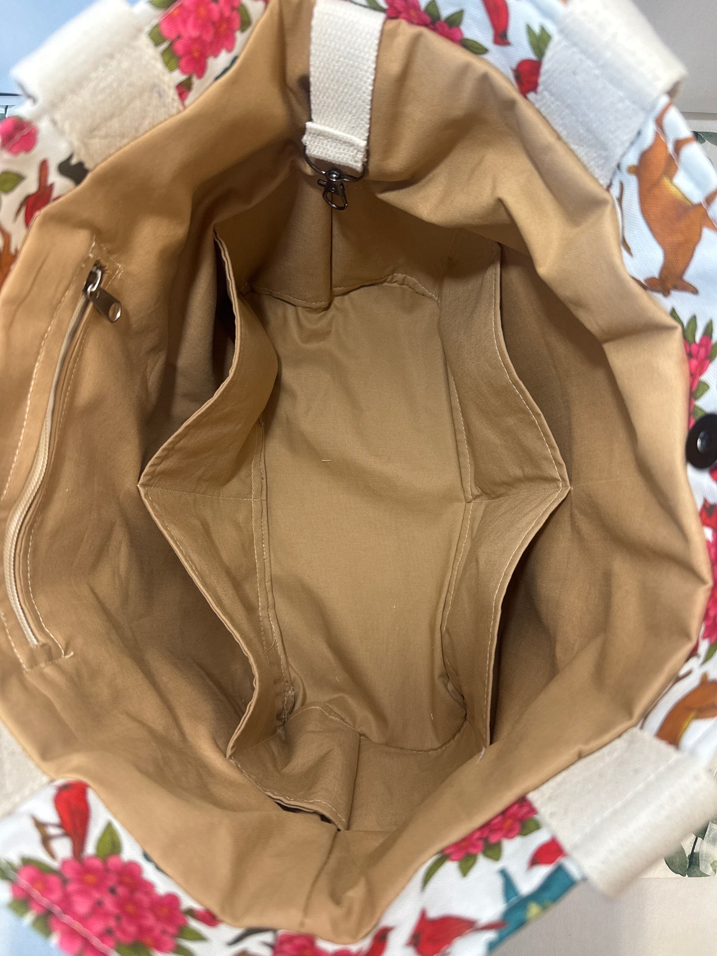 Backwood and blossom collection deluxe tote￼