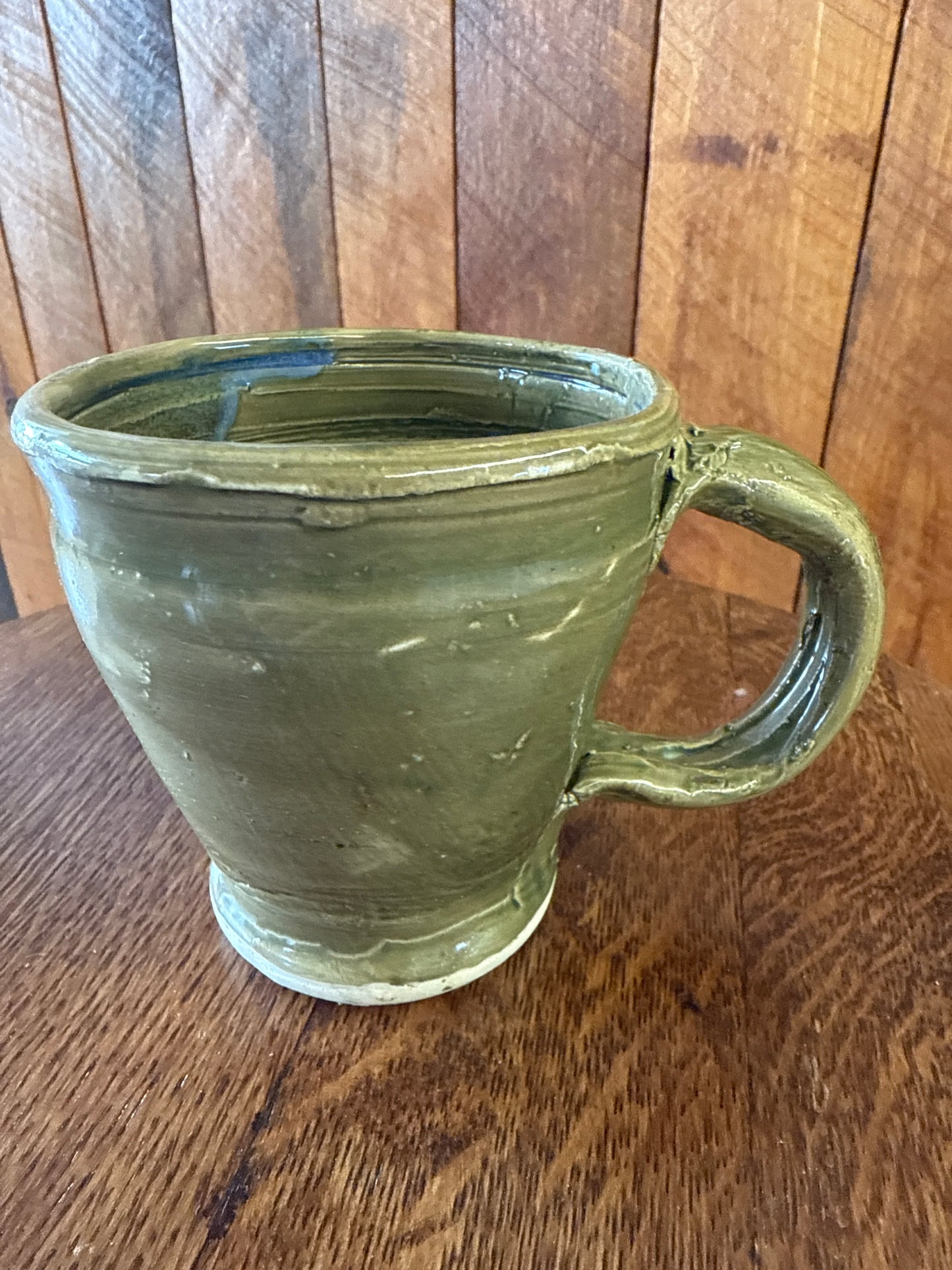 Green mug