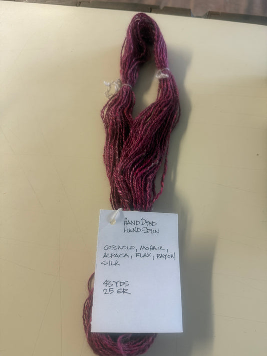 Yarn 25 GR, 43 YDS Mauve/Fusha